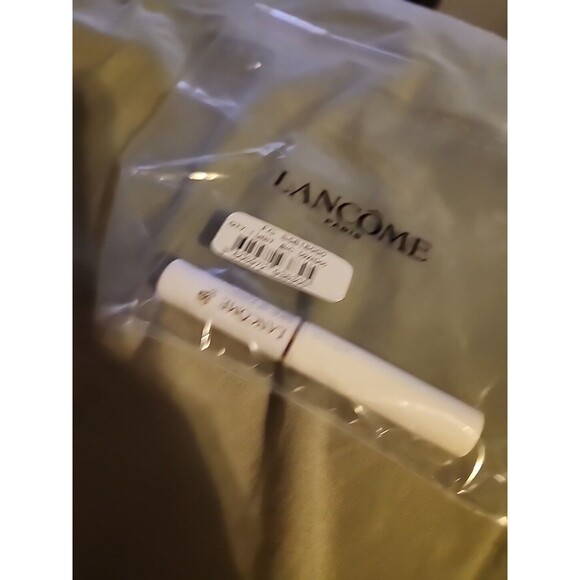 Lancome Cils Booster XL - Enhancing Mascara Primer (0.07 fl oz/2.07 mL) Sealed - Picture 4 of 6